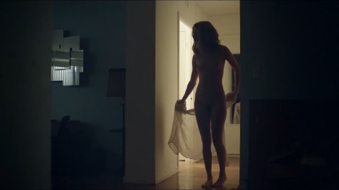 Jennifer Missoni, Dawn Olivieri - Sex Scenes in To Whom It May Concern (2015)