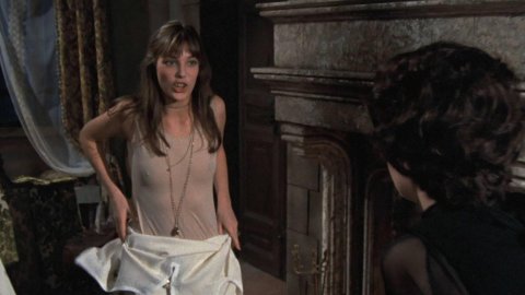 Jane Birkin, Doris Kunstmann - Sex Scenes in Seven Deaths in the Cat's Eye (1973)