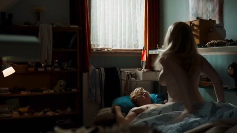 Lusanne Arts - Sex Scenes in Gelukzoekers (2018)