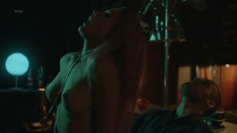 Fiorellla Mattheis - Sex Scenes in August Street s01e12 (2018)