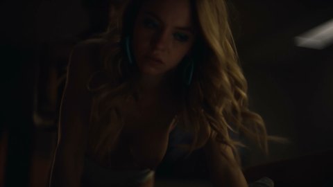 Sydney Sweeney - Sex Scenes in Euphoria s01e06 (2019)