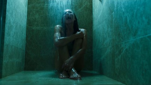 Roxane Duran, Julia Stiles, Lena Olin - Sex Scenes in Riviera s02e01, e04, e05 (2019)