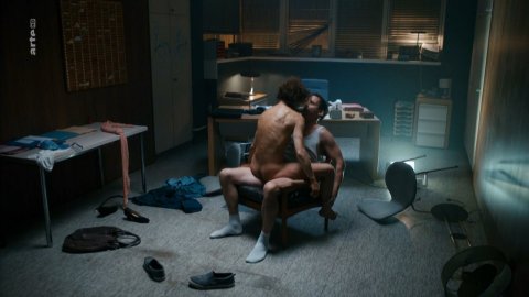 Bibiana Beglau - Sex Scenes in Sieben Stunden (2018)