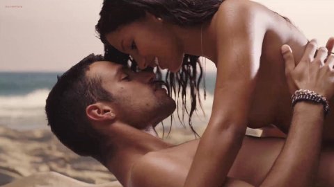 Mariam Bachir - Sex Scenes in El Niño (2014)