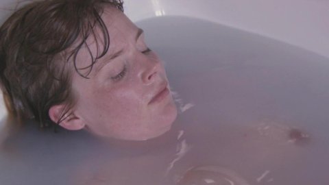 Isabelle Carre - Sex Scenes in Hideaway (Le refuge) (2010)