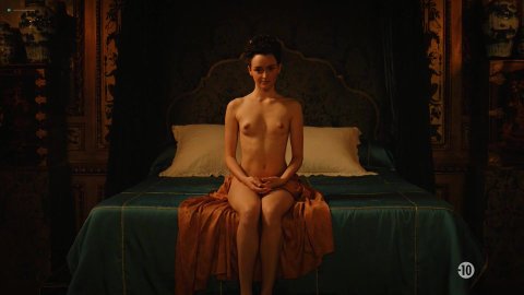 Victoire Dauxerre, Maddison Jaizani - Sex Scenes in Versailles (2018)