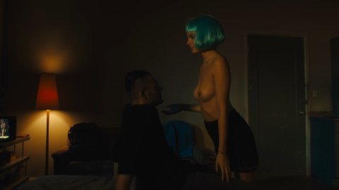 Nola Palmer, Gaite Jansen - Sex Scenes in Jett s01e09 (2019)