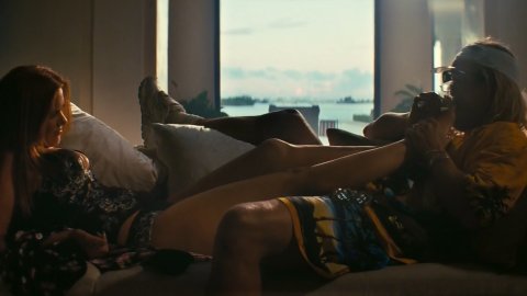 Isla Fisher - Sex Scenes in The Beach Bum (2019)